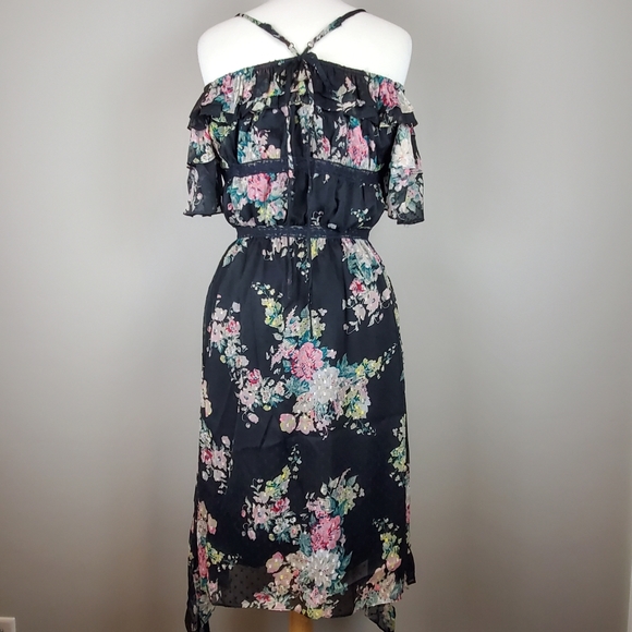 NWT WALTER BAKER Cold Shoulder Dress - Picture 2 of 8